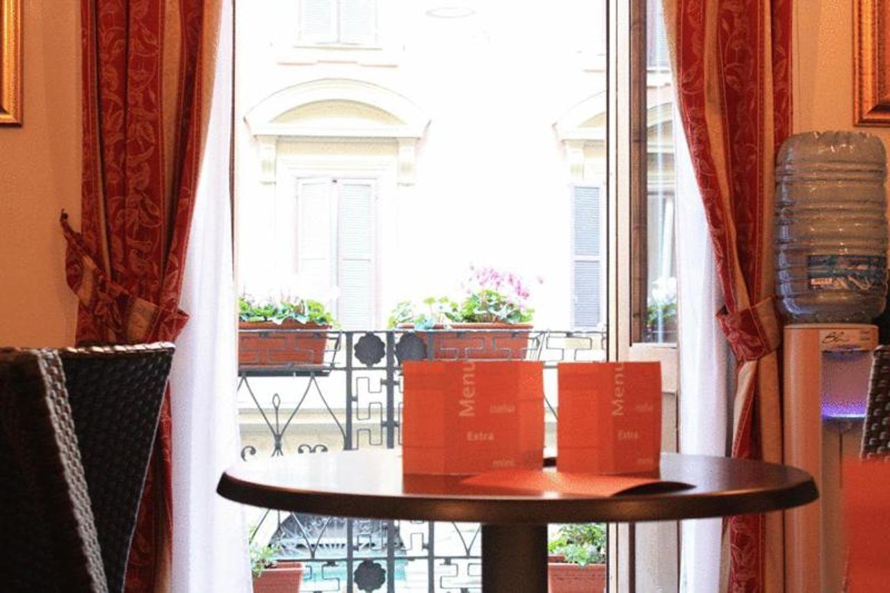 Hotel Campidoglio Рим Экстерьер фото