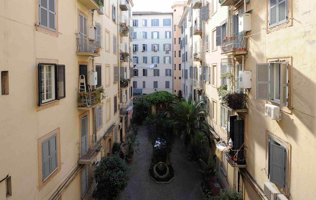 Hotel Campidoglio Рим Экстерьер фото