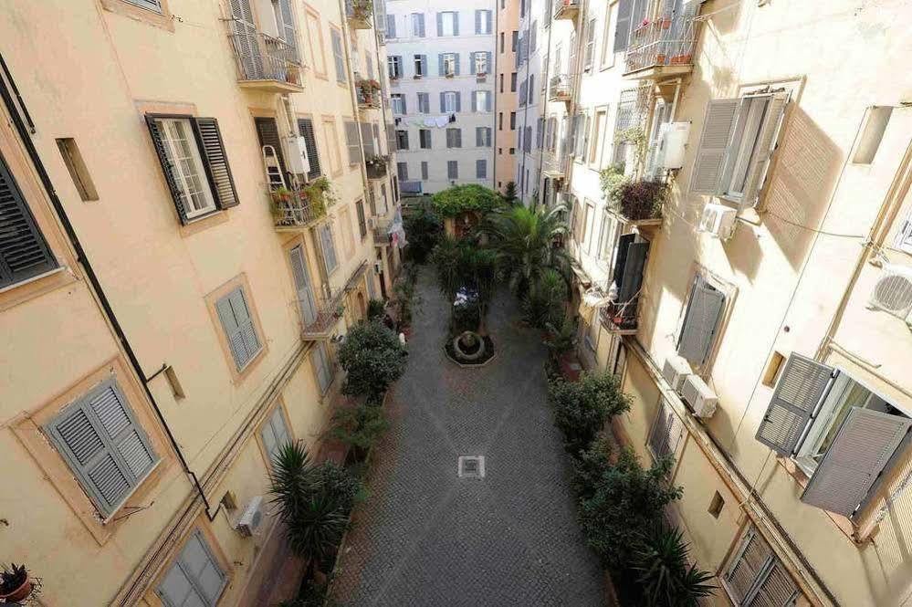 Hotel Campidoglio Рим Экстерьер фото